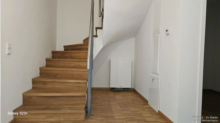 Treppe mit Lagermöglichkeit