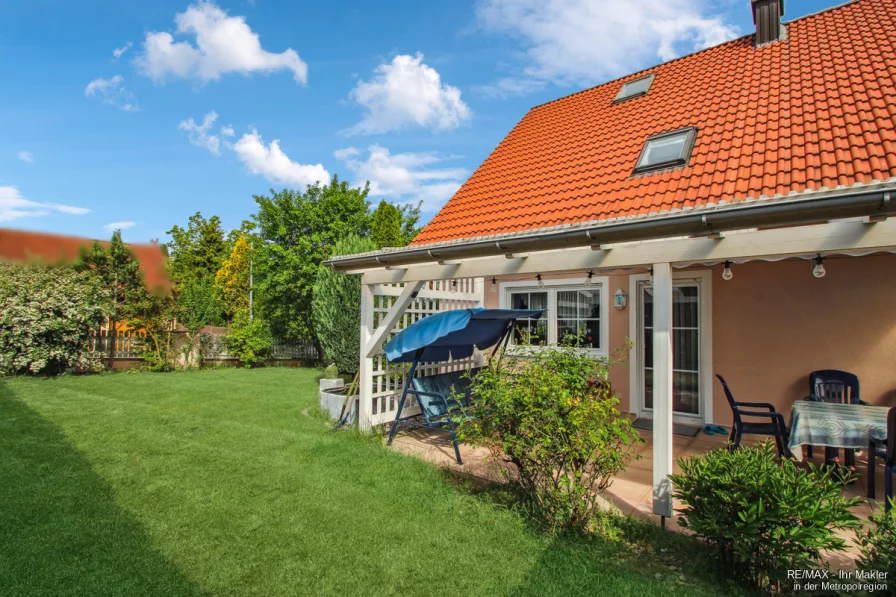 Garten - Haus kaufen in Dietenhofen - Ein perfekter Ort zum Wurzeln schlagen | Großzügiges Wohnen mit Sonnenterrasse, Garten und Balkon