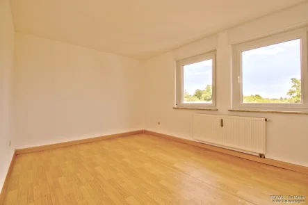 Arbeitszimmer - Wohnung mieten in Zirndorf - Ruhige 3-Zimmerwohnung mit Blick ins Grüne - ideal für den 2-Personenhaushalt