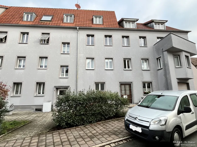 Außenansicht - Wohnung mieten in Stein - Besichtigung am Donnerstag, den 05.12.24 um 18.00 Uhr. Gemütliche 3-Zimmer-Wohnung mit Balkon