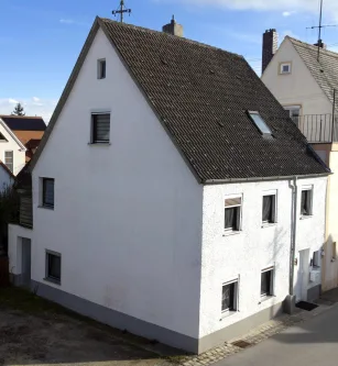Objektbild - Haus kaufen in Oettingen - Ferienwohnungen - Mehrgenerationenhaus - EFH mit Einliegerwohnung