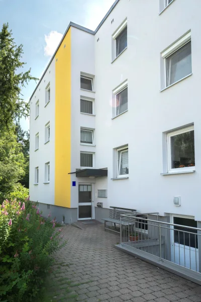 Außenansicht - Wohnung kaufen in Kempten - helle 3 Zimmer-Wohnung + Garage im zentrumsnahen Stadtteil "Steufzgen"