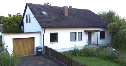 Objektbild - Haus kaufen in Kötz - Großzügiges Einfamilienhaus in 89359 Großkötz