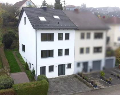 Objektbild - Haus kaufen in Günzburg - Großzügige Doppelhaushälfte in 89312 Günzburg-Reisensburg