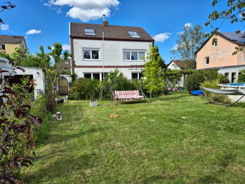 Haus mit Garten,Garage und Freisitz - Haus kaufen in Königsbrunn - Einfamilienhaus mit traumhaften Grundstück im Kaufangebotsverfahren