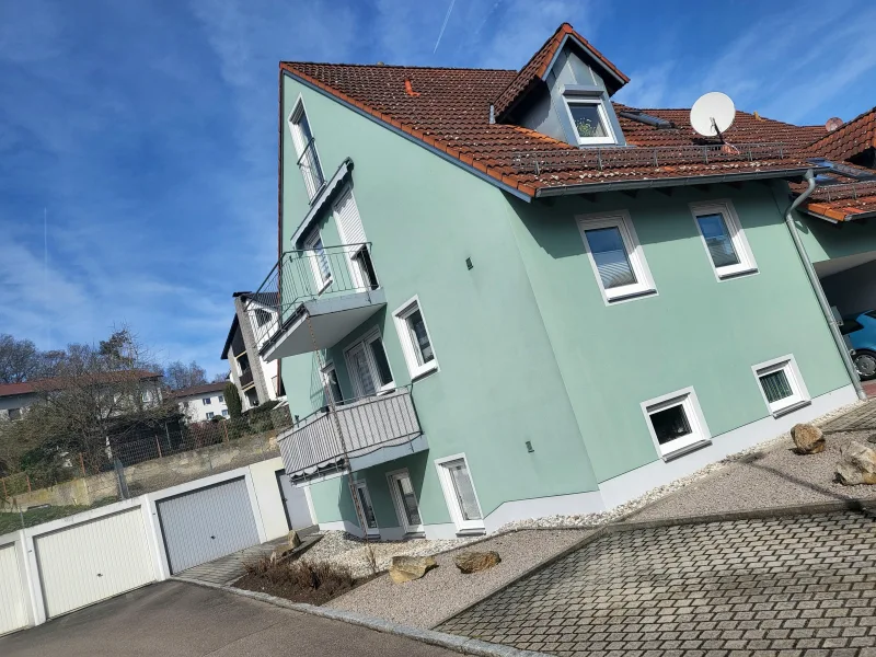 Totale - Zinshaus/Renditeobjekt kaufen in Nabburg - Attraktives Mehrfamilienhaus in Top-Wohnlage von Nabburg
