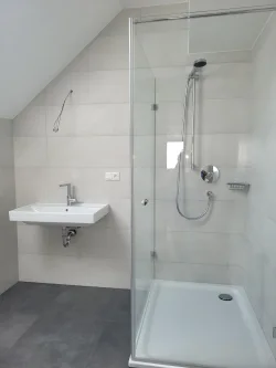 Badezimmer 2 - Wohnung mieten in Rottenburg - Wunderschöne 3 Zimmer Wohnung