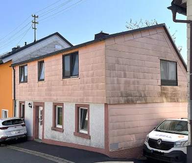 Ansicht - Haus kaufen in Nordhalben - Gemütliches Haus in ruhiger Wohnlage