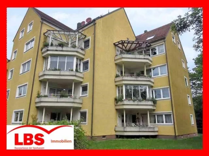 Hausansicht - Wohnung kaufen in Sulzbach-Rosenberg - IHRE NEUE ADRESSE ?! ANSPRECHENDE EG-ETW 4,5 ZIMMER MIT 106m² UND TG