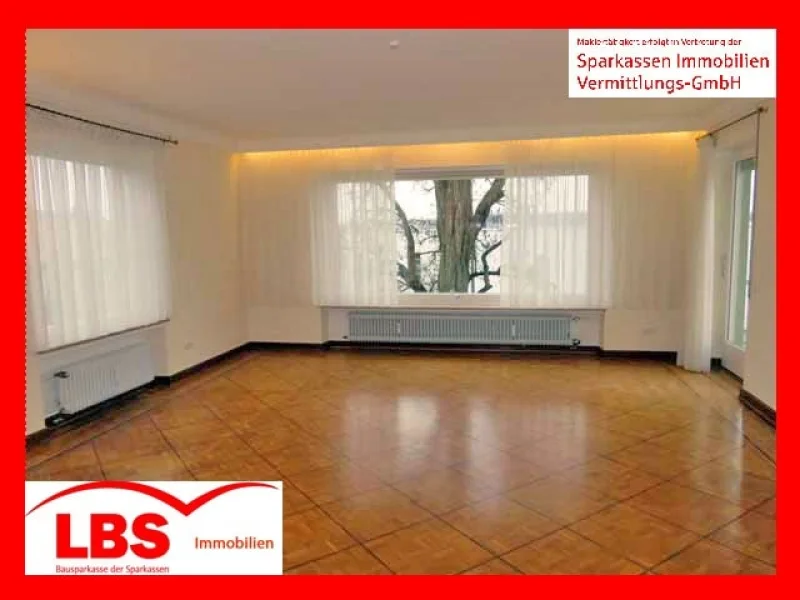 Lichtdurchflutet wohnen - Wohnung mieten in Sulzbach-Rosenberg - 3,5 ZIMMER HERRSCHAFTLICHE WOHNUNG MIT BALKON UND GARAGE IN SULZBACH, 166 m² WFL