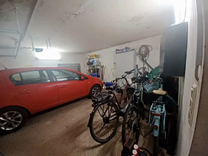 UG direkter Zugang zur Garage