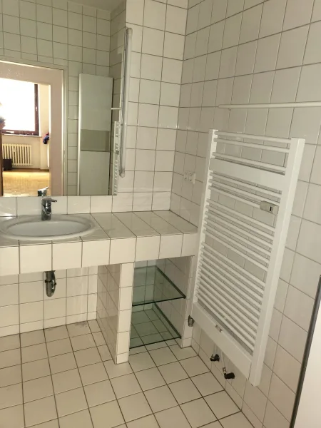 ...Badezimmer