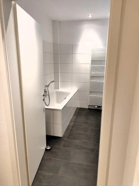 Badezimmer mit moderne Aufteilung