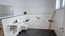 modernes Badezimmer