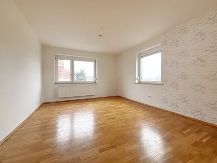 Herzlich willkommen! - Wohnung mieten in Ochsenfurt - 4-Zimmer-Etagenwohnung mit tollem Weitblick