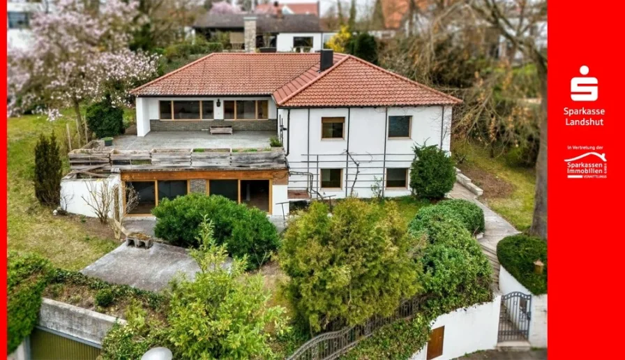 Titelbild mit rotem Rahmen - Haus kaufen in Landshut - Hier werden Ihre Träume wahr!