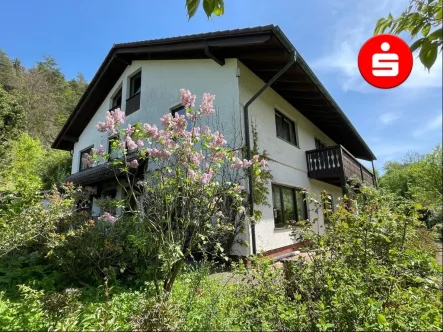 Nordwest-Hausansicht - Haus kaufen in Happurg - Großzügiges Wohnhaus in Happurg - OT Kainsbach