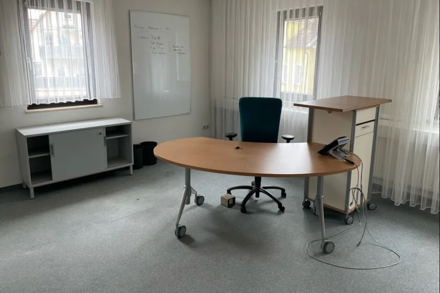 Besprechungszimmer - 1. OG