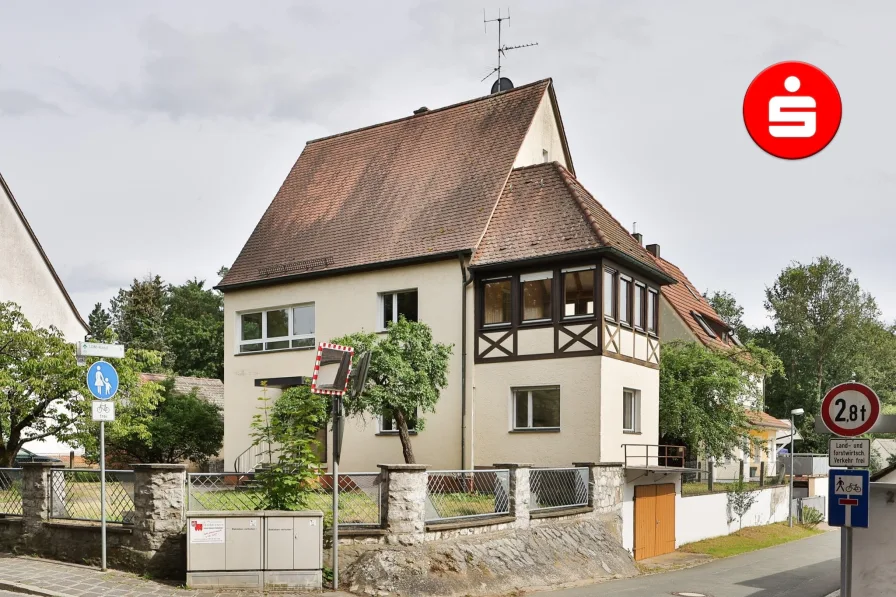 Titelbild - Haus kaufen in Wendelstein - Charmantes Einfamilienhaus in Wendelstein