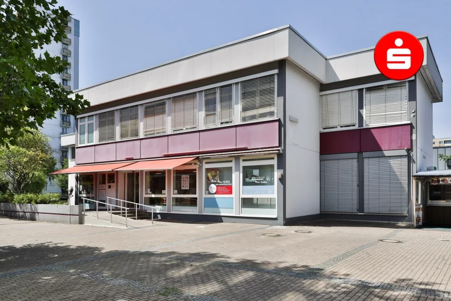 Titelbild - Büro/Praxis kaufen in Nürnberg - Großzügiges Gewerbe in Nbg - Langwasser Nord