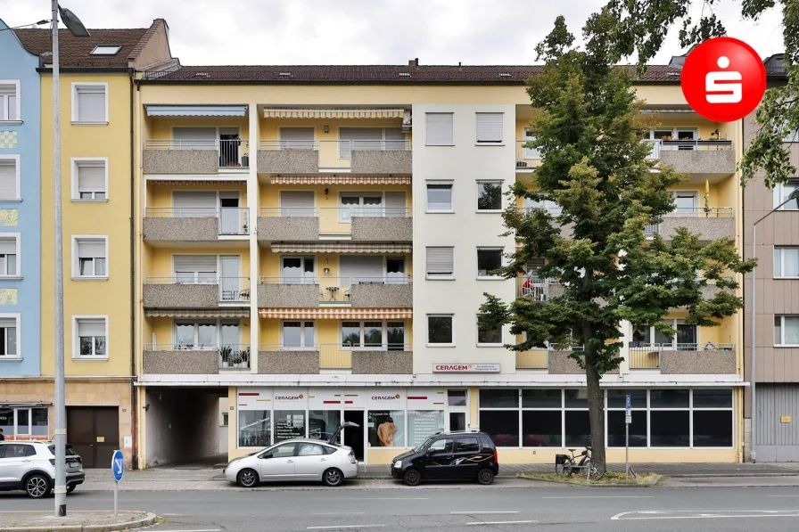 Außenansicht - Wohnung kaufen in Nürnberg - Großzügige 4-Zimmer-Wohnung mit Kfz-Stellplatz in Schweinau