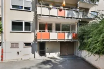 Balkon und Garage