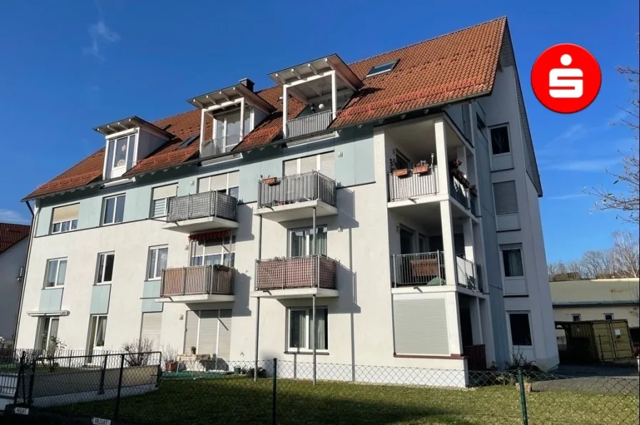 Hausansicht - Wohnung kaufen in Hersbruck - Schicke 3 Zi.- Maisonettewohnung in Hersbruck