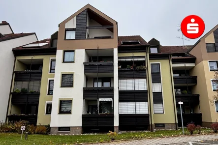 Hausansicht - Wohnung kaufen in Röthenbach - 3,5 Zimmer-Eigentumswohnung in Röthenbach/Pegnitz