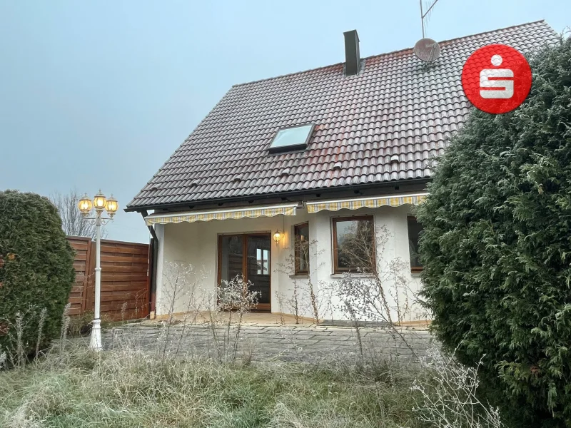 Rückansicht - Titelbild - Haus kaufen in Nürnberg - EFH Nürnberg Kleingründlach