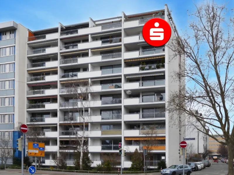 Titelbild - Wohnung kaufen in Nürnberg - Vermietete 4-Zimmer-Wohnung mit Blick auf die Nürnberger Altstadt