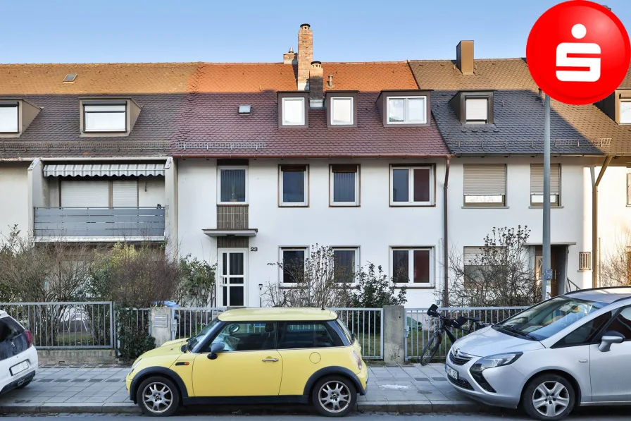 Titelbild - Haus kaufen in Nürnberg - 3-Familien-Haus mit Potential in Sündersbühl - EG und 1. OG frei