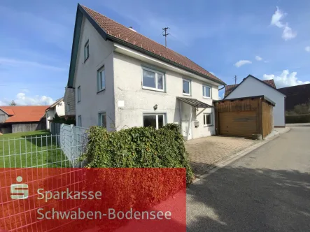 Außenansicht - Haus kaufen in Memmingen - Einfamilienhaus mit vielen Extras!