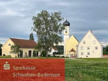 Außenansicht - Haus kaufen in Mindelheim - Ehemaliges Pfarrhaus mit Pfarrstadel in MN-Oberauerbach