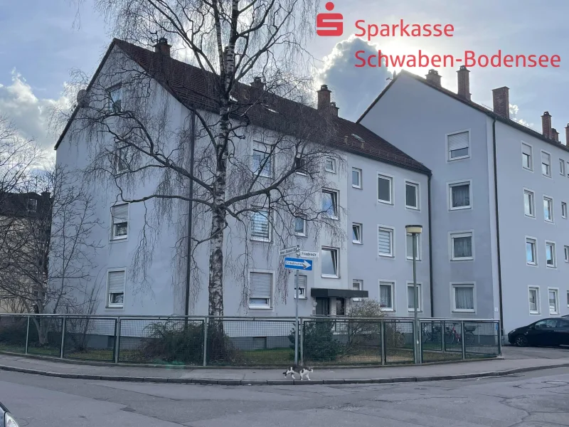 Nord-Ost-Ansicht - Wohnung kaufen in Augsburg - 3 ZKB/Balkon - SOFORT FREI !
