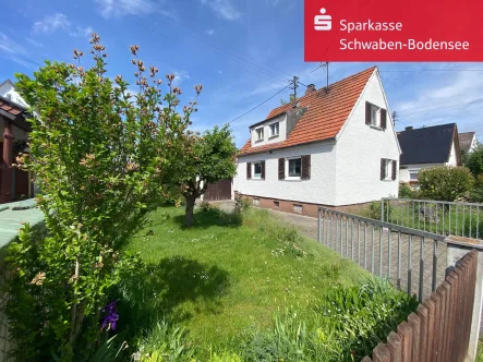 Ansicht Straßenseite - Haus kaufen in Gersthofen - Schönes Baugrundstück mit Altbestand in ruhiger Wohngegend von Gersthofen