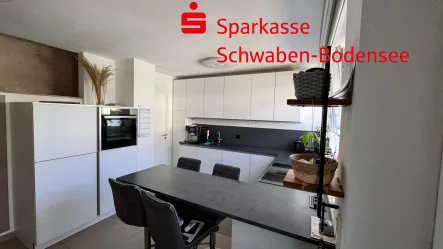 Küchenansicht 3 - Haus kaufen in Neusäß - Gemütliches Reihenmittelhaus mit modernem Flair