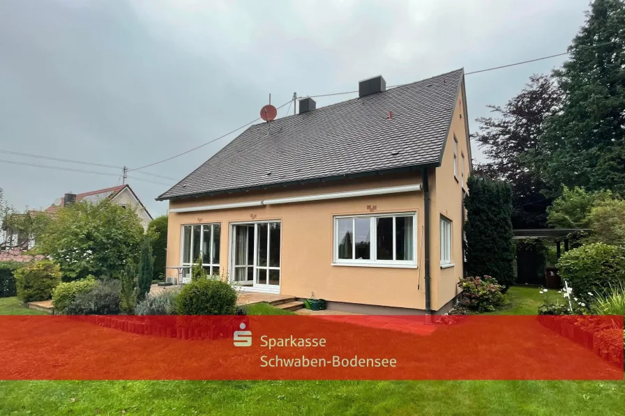 Hausansicht Süd-Ost - Haus kaufen in Diedorf - Einfamilienhaus in Diedorf