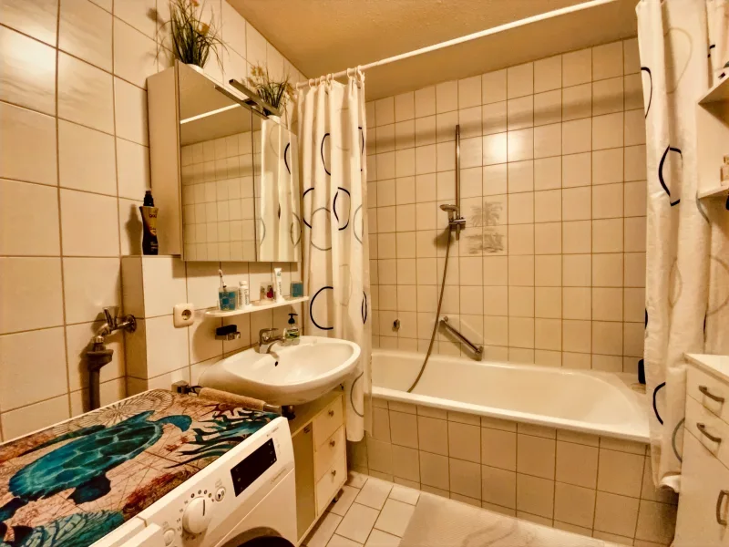 zeitgemäßes Badezimmer