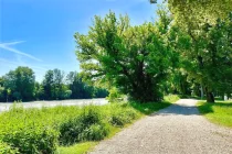 Fuß-/Radweg entlang des Inns