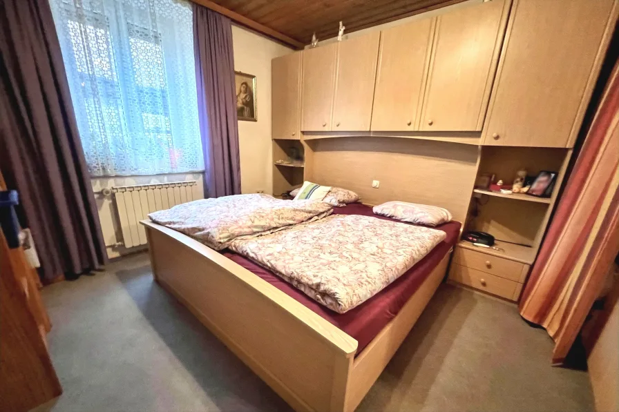 Schlafzimmer OG