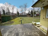 Terrasse mit Blick in den Garten