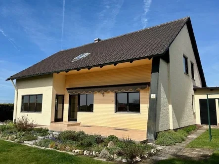 Ansicht - Haus kaufen in Bernhardswald - Endlich Platz - Top Chance zur Eigennutzung!