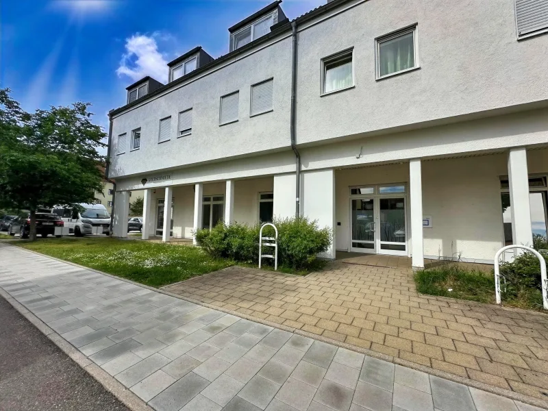 Schaufensterfront - Büro/Praxis kaufen in Regensburg - Gewerbeobjekt in Regensburg