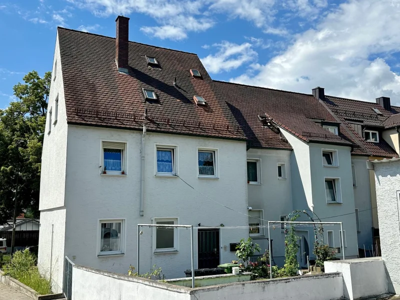 Ansicht Nord - Haus kaufen in Regensburg - Investoren aufgepasst !