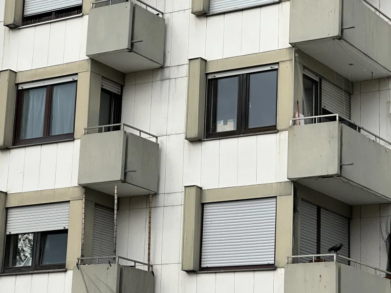 Blick zu den Balkonen - Wohnung kaufen in Regensburg - Wohnung in Regensburg