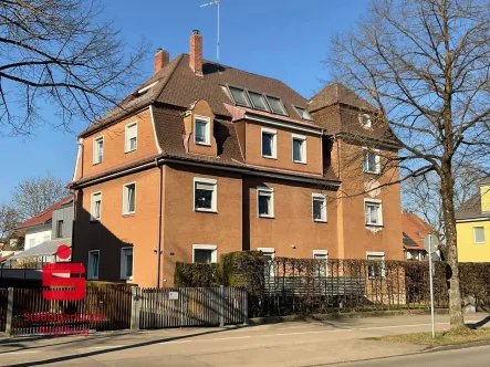 Außenansicht - Haus kaufen in Augsburg - WEG-geteiltes Mehrfamilienhaus zur Kapitalanlage