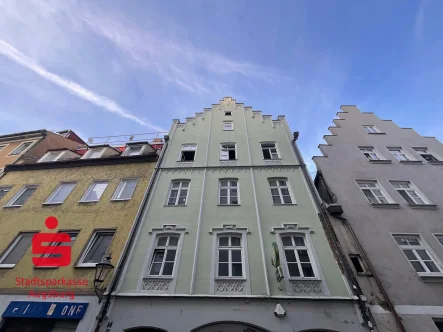 Außenansicht - Haus kaufen in Augsburg - Mehrfamilienhaus mit Gewerbe