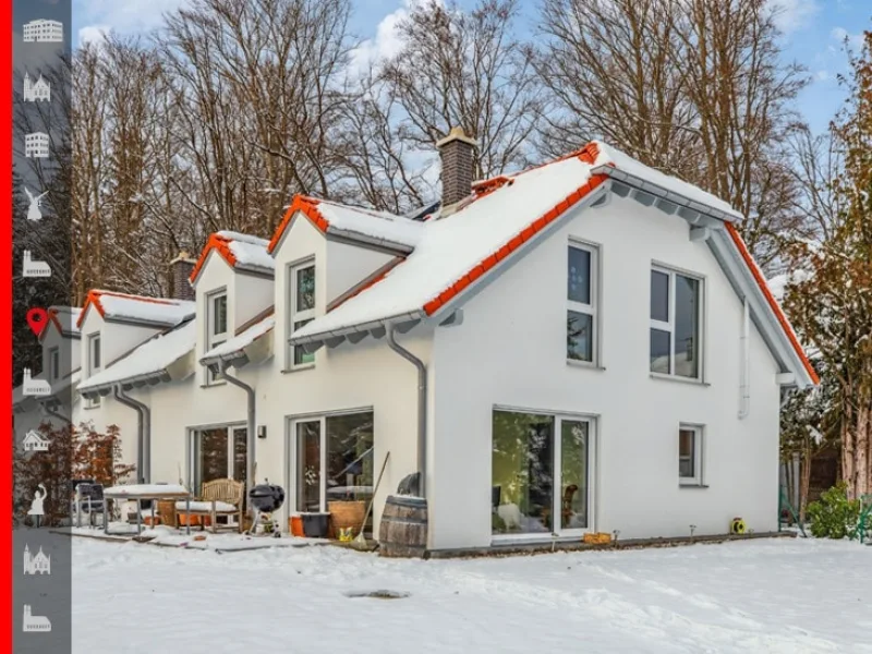 Hausansicht - Haus kaufen in Icking - Exklusives Wohnerlebnis am Waldrand: Neuwertige Doppelhaushälfte mit atemberaubendem Alpenblick