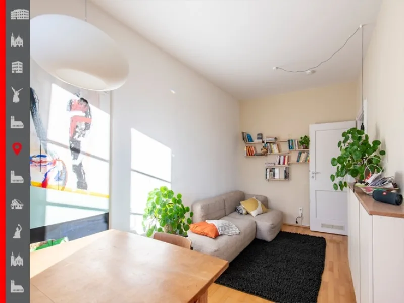 Wohnzimmer - Wohnung kaufen in München - Exklusive 2-Zimmer Altbauwohnung in sehr beliebter Isarlage - bezugsfrei   