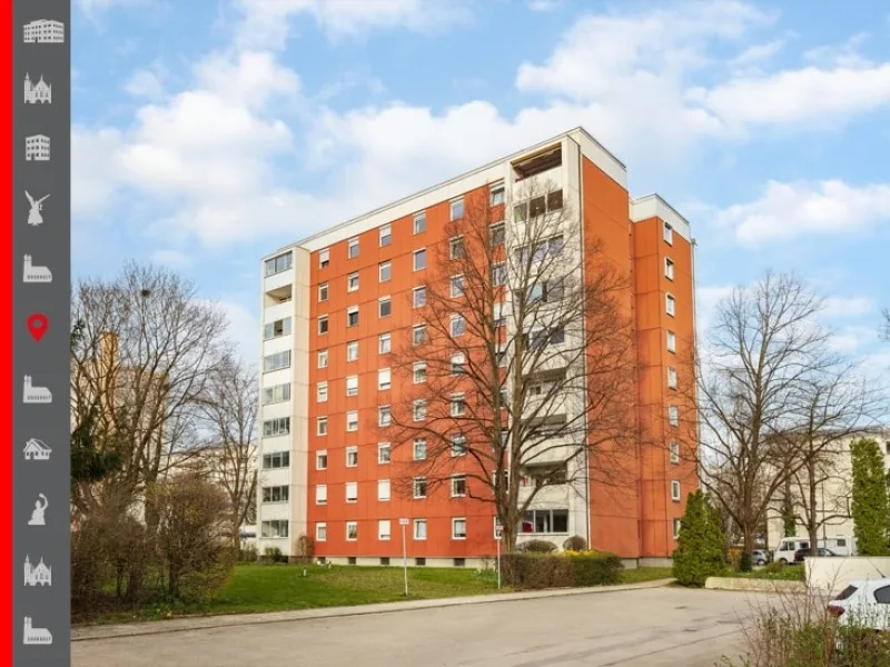 Hausansicht - Wohnung kaufen in München - Renovierungsbedürftige 4-Zimmer-Wohnung in beliebter Wohnlage